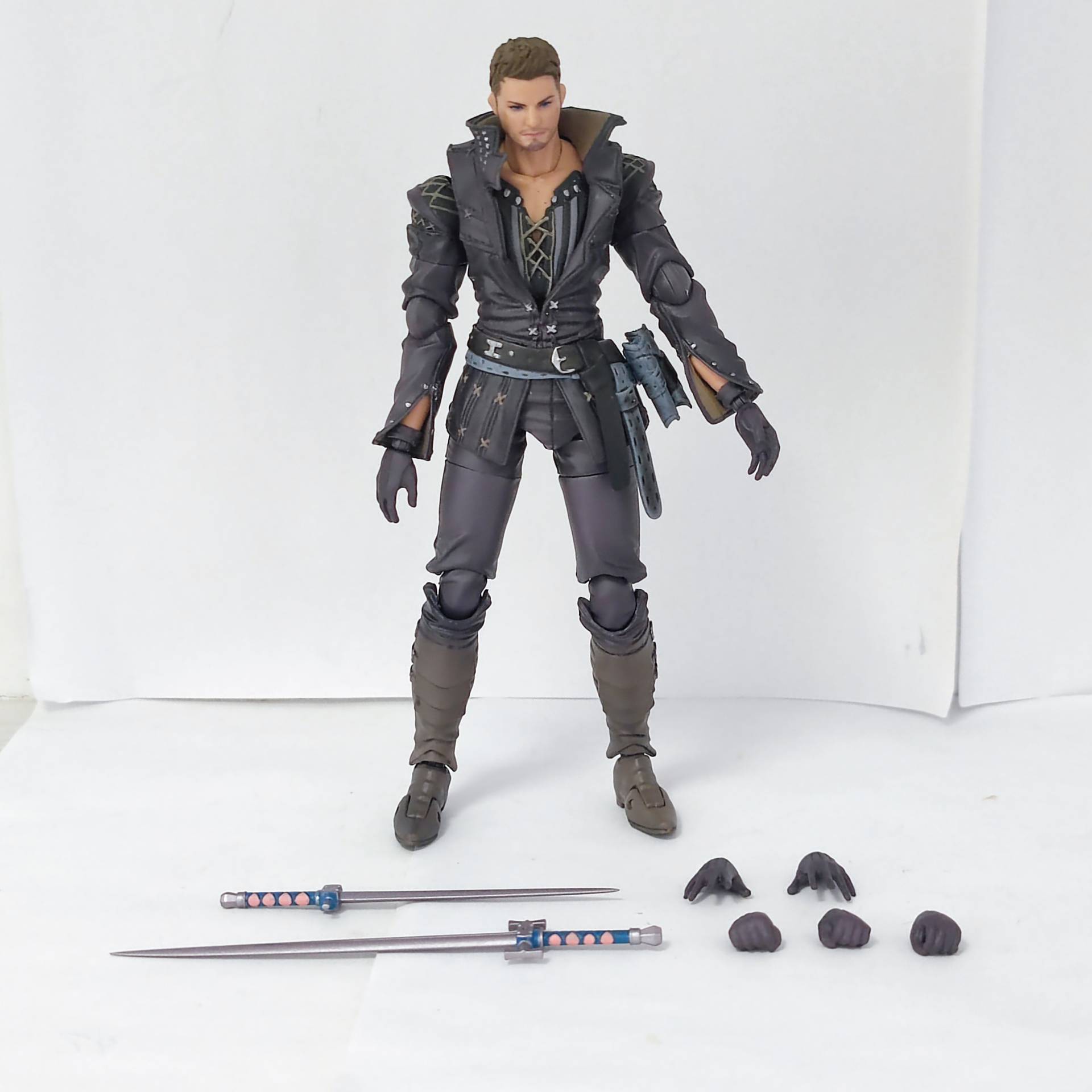 Figura solta oficial Hugo Kupk - Model Kit Final Fantasy avaliação e preço