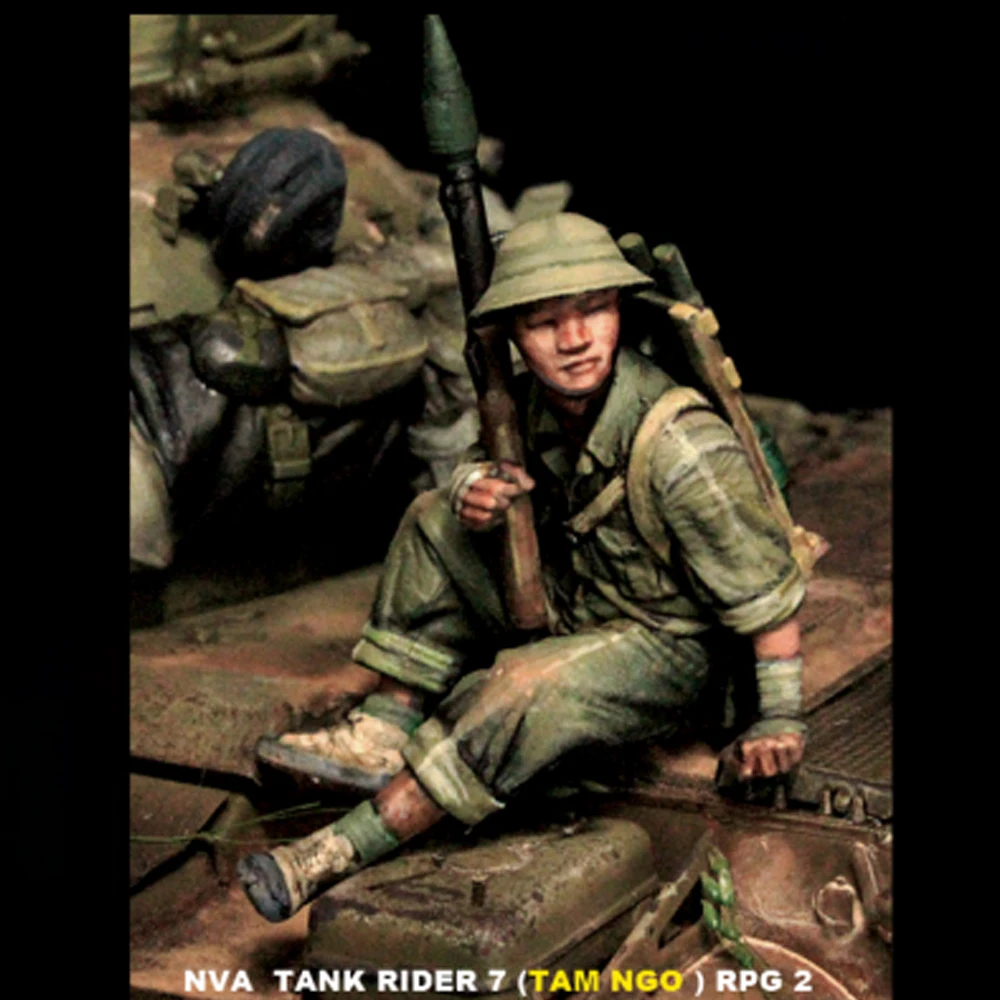 1/35 NVA Tank RIDER 7, RPD 2,  - Model Kit Ixchel avaliação e preço