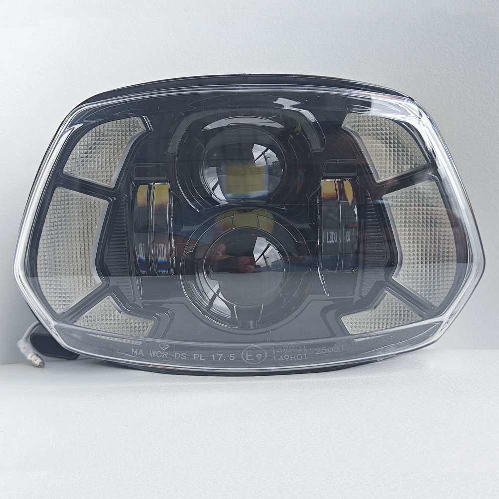 Farol LED com DRL para Vespa S - Model Kit Vespa avaliação e preço