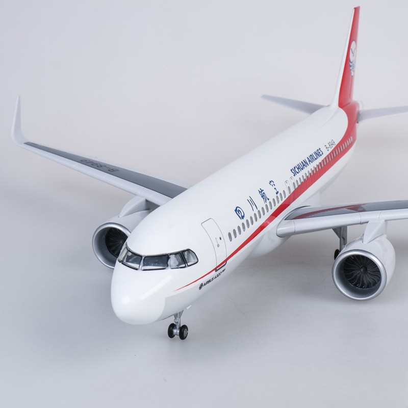 Modelo de avião em resina fund - Model Kit Ixchel avaliação e preço