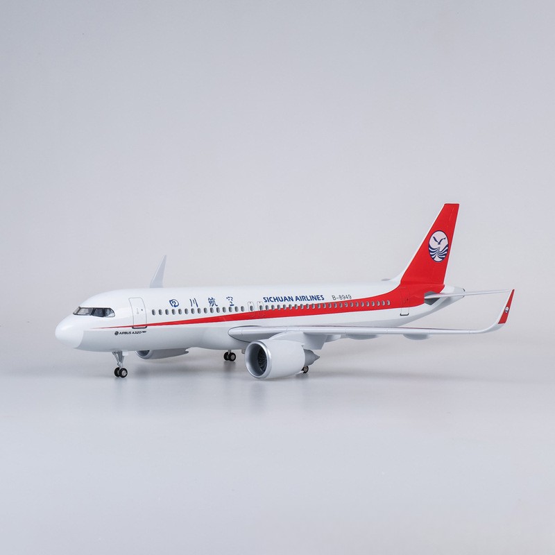Modelo de avião em resina fund - Model Kit Ixchel avaliação e preço